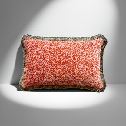 Karin Sajo sierkussen O fringe - Terracotta - 40 x 60 cm